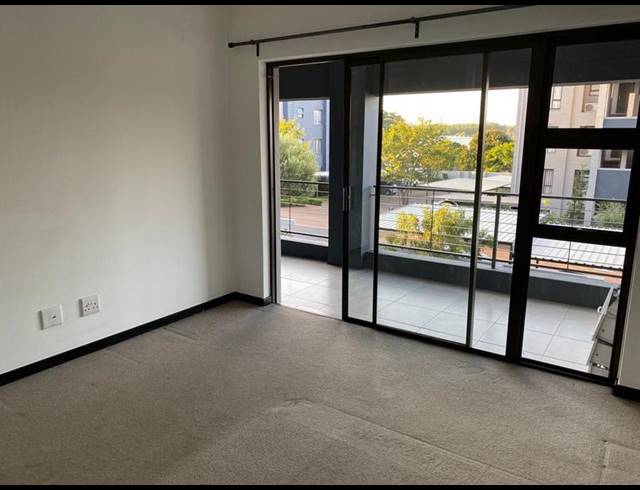 1 BEDROOM APARTMENT FOR SALE IN LONEHILL